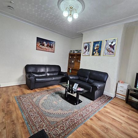 Bright Sunny, Double Bed With Garden, Tv And Wi-Fi Hotel Leeds  Kültér fotó