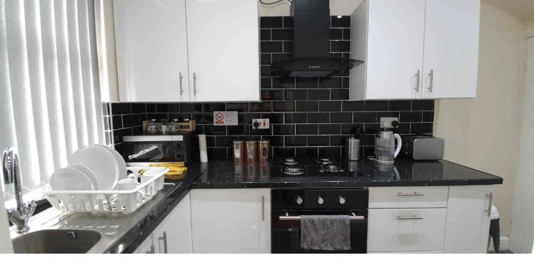 Bright Sunny, Double Bed With Garden, Tv And Wi-Fi Hotel Leeds  Kültér fotó